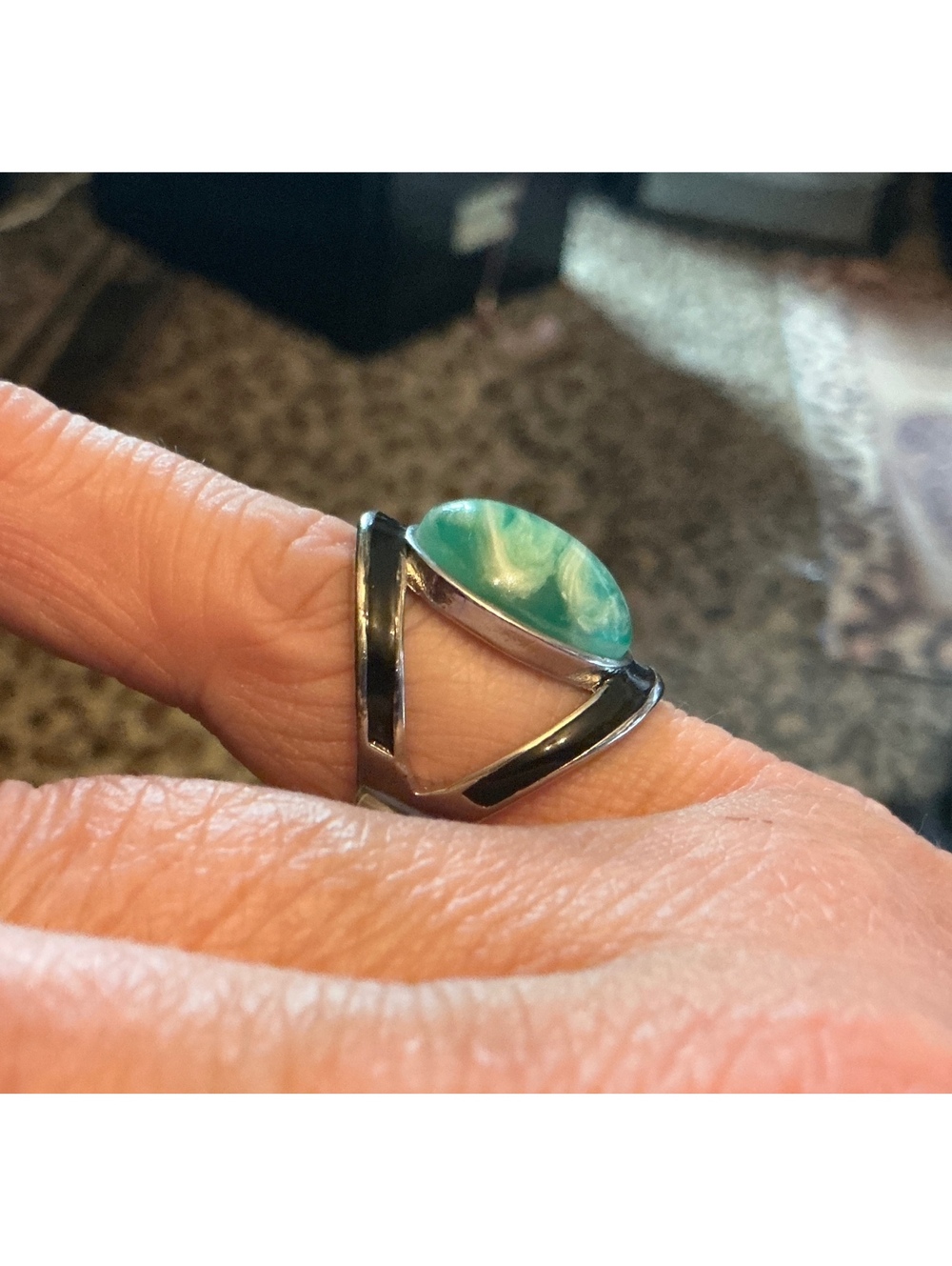 7 Guppy Ring